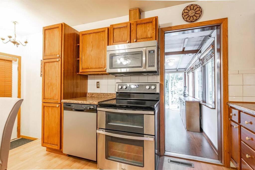 Blissful Retreat In Wisconsin Rapids Villa ภายนอก รูปภาพ