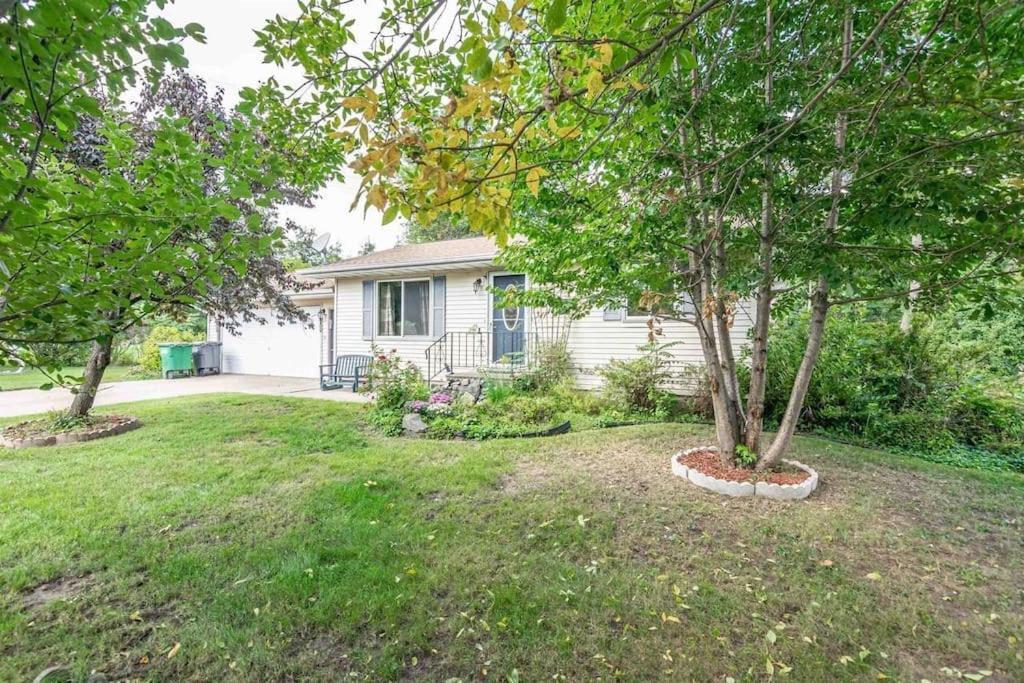 Blissful Retreat In Wisconsin Rapids Villa ภายนอก รูปภาพ